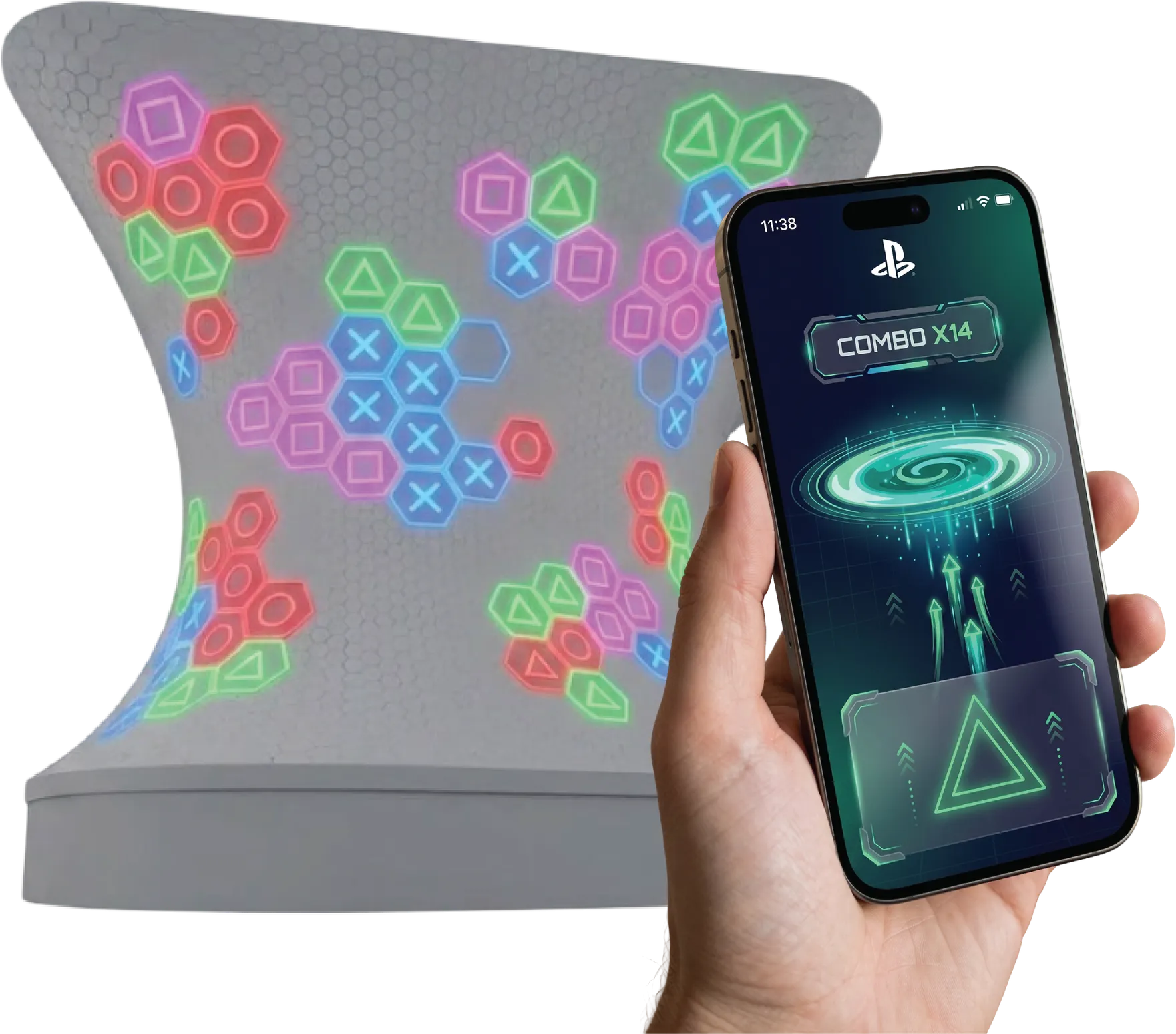 Fachada del Museo Soumaya con hexágonos de colores y una mano sosteniendo el celular con la interfaz del juego